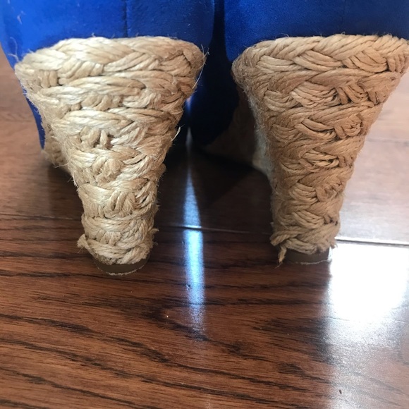 Blue Fergalicious Wedges Size 8 - Picture 3 of 7